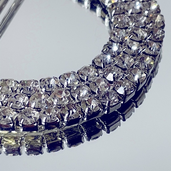 Oval Faux Diamond Brooch/Belt Accessory - Picture 2 of 4